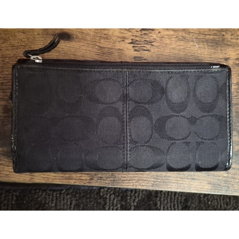 COACH Soho Signature Black Pleated Checkbook Wallet C… - Gem